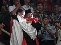 Sandiaga Merinding Lihat Momen Jokowi-Prabowo Pelukan