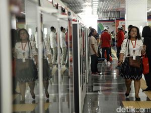 Jajal LRT Jakarta, Atlet Asian Games: Seperti di Singapura Jajal LRT Jakarta, Atlet Asian Games: Seperti di Singapura