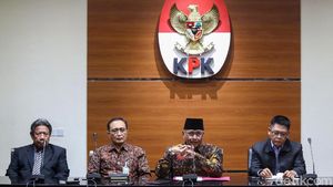 Momen Jumpa Pers Bersama KPK-MA Soal OTT Hakim di Medan