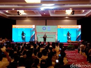 Masih Soal Stuntman, Jokowi: Kalau Presiden Akrobat, Ya Gila Bro!