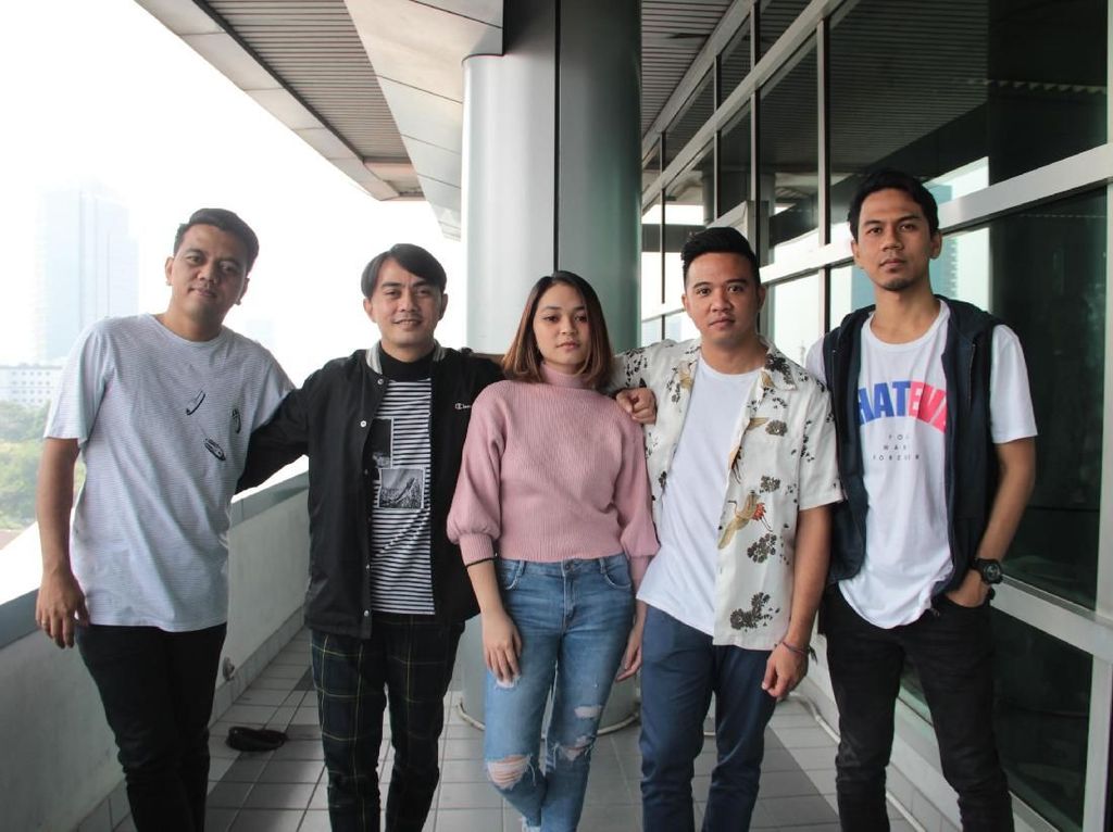 Geisha Isi Soundtrack Antologi Rasa Lewat Dua Lagu Geisha Isi Soundtrack Antologi Rasa Lewat Dua Lagu