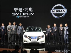 Mobil Listrik Murah Meriah dari China