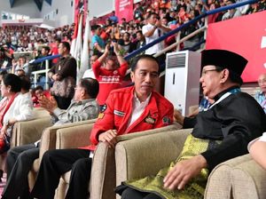 Prabowo Mengusik Jokowi di Kandang Banteng Prabowo Mengusik Jokowi di Kandang Banteng
