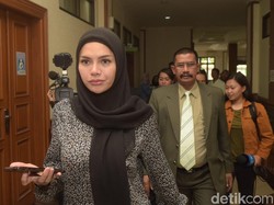 Dipo Latief Ngaku Layangkan Talak Tiga, Nikita Mirzani Minta Bukti