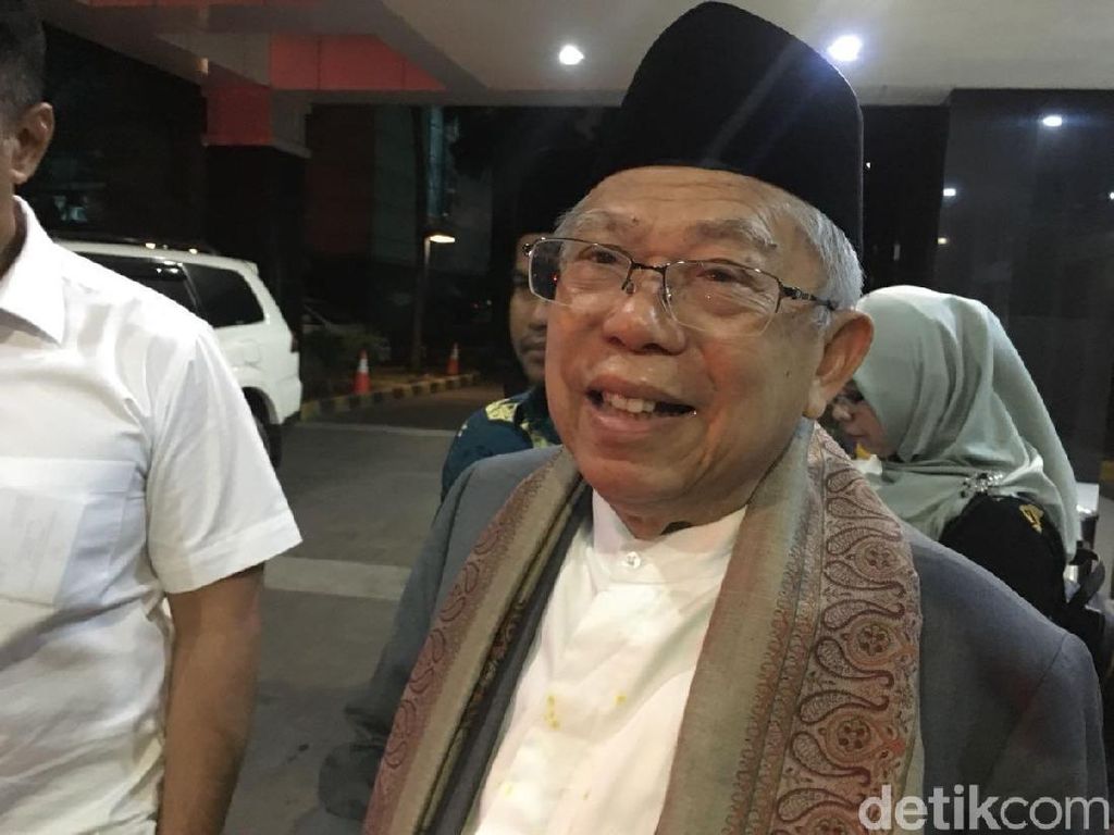 Jenguk Gus Solah, Maruf Amin: Lambungnya Perlu Direhabilitasi Jenguk Gus Solah, Maruf Amin: Lambungnya Perlu Direhabilitasi