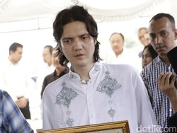 Ditangkap di ATM, Ini Barang Bukti yang Disita dari Ozzy Albar