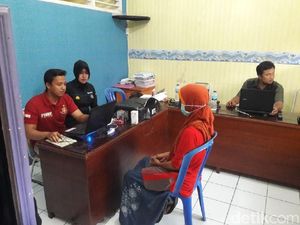 Ibu Tiri Penganiaya Bocah Ditetapkan Jadi Tersangka Ibu Tiri Penganiaya Bocah Ditetapkan Jadi Tersangka