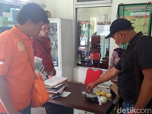 16 Murid SD di Rembang Keracunan Usai Minum Es Puter Kemasan