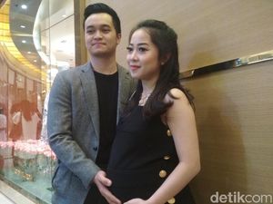Lama Tak Muncul, Karina Salim Tengah Hamil 9 Bulan