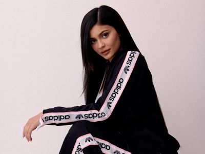 Tinggalkan Puma, Kylie Jenner Jadi Brand Ambassador Adidas