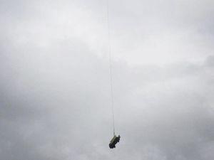 Begini Cara Angkut Mobil ke Kawasan Pegunungan Papua