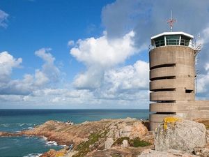 Foto: Hotel Ini Dulunya Menara Radio Perang Dunia II