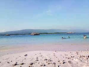 Main ke Pandeglang, Ada Pasir Pantai Sehalus Terigu