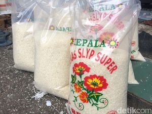 Beras di Cipinang Belum Pakai Label, Padahal Wajib Beras di Cipinang Belum Pakai Label, Padahal Wajib