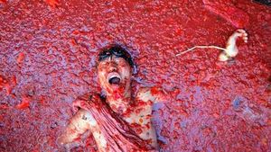 160 Ton Tomat Meriahkan Festival Tomatina 2018 di Spanyol