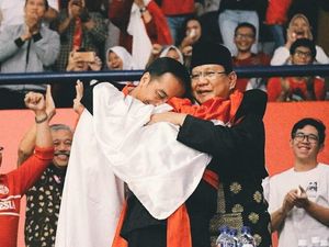 Kehebohan Asian Games dari Stuntman sampai Pelukan Jokowi-Prabowo