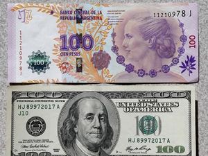 Peso Argentina Keok 108% Lawan Dolar AS Tahun Ini Peso Argentina Keok 108% Lawan Dolar AS Tahun Ini