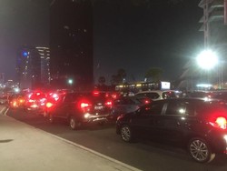 Macet Total! Perjalanan Thamrin-Sudirman Ditempuh 1,5 Jam