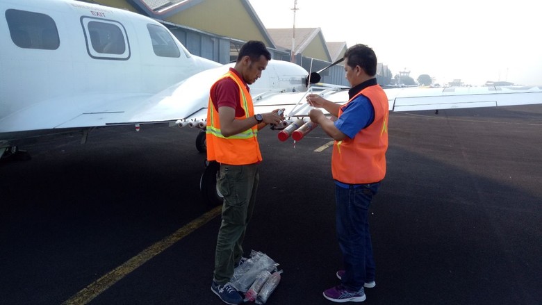 BPPT Sebar Flare Atasi Asap Karhutla di Area Asian Games Palembang