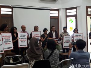 Putri Gus Dur Siap Jamin Penangguhan Penahanan Meliana Putri Gus Dur Siap Jamin Penangguhan Penahanan Meliana