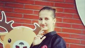 Sisi Atletik Munisa Rabbimova, Pesilat Cantik Asal Uzbekistan