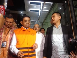 Jumat Keramat, Idrus Marham Ditahan KPK