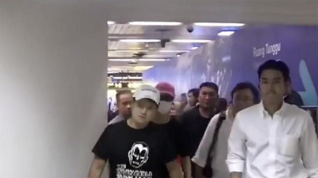 Kedatangan Super Junior di Indonesia.
