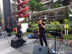 Anies Mau Pertunjukan Musik di Sudirman Tetap Ada Usai Asian Games Anies Mau Pertunjukan Musik di Sudirman Tetap Ada Usai Asian Games