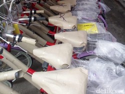Hore, Ribuan Siswa SMP di Kota Blitar Dapat Sepeda Gratis