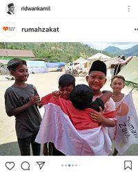 Kocak Deretan Foto Lomba Pelukan Jokowi Prabowo Di IG Ridwan Kamil