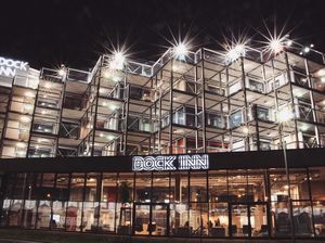 Foto: Hotel Keren dari Kontainer