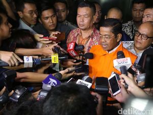 Pengacara: Idrus Merasa Tak Pernah Terima Janji Suap USD 1,5 Juta Pengacara: Idrus Merasa Tak Pernah Terima Janji Suap USD 1,5 Juta