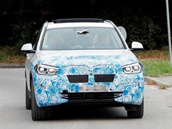BMW Uji SUV Listrik iX3
