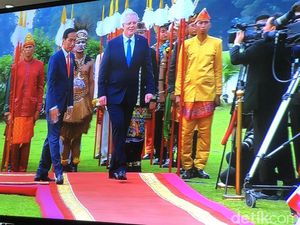 Pasukan Berkuda Sambut PM Baru Australia di Istana Bogor