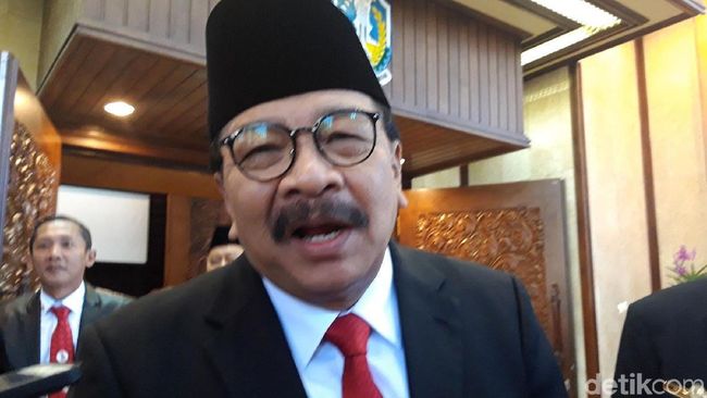 Tak Jadi Timses Jokowi atau Prabowo, Soekarwo Tegaskan Fokus di Jatim Tak Jadi Timses Jokowi atau Prabowo, Soekarwo Tegaskan Fokus di Jatim