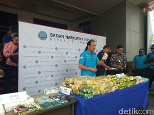 BNN Ajak Malaysia Ungkap Penyelundupan 10 Kg Sabu Blue Ice di Kalbar