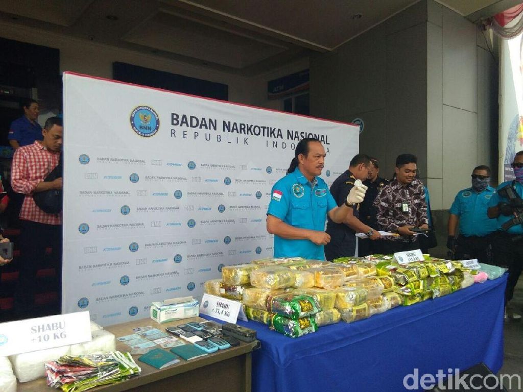 Penyelundupan 72 Kg Narkoba dari Malaysia Digagalkan BNN Penyelundupan 72 Kg Narkoba dari Malaysia Digagalkan BNN