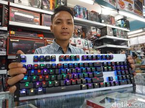 Reseller Perlengkapan Komputer Mulai Keluhkan Dampak Dolar AS Ngamuk