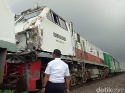 Begini Penampakan KA Mutiara Timur yang Tabrakan dengan Truk Elpiji
