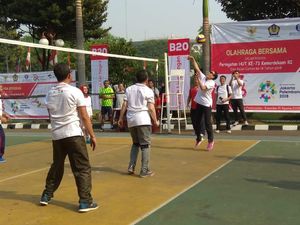 Sri Mulyani Tanding Voli Vs Anak Buah Darmin, Siapa Lebih Jago?