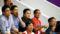 Momen Saat Sandiaga Uno Menonton Pertandingan Basket