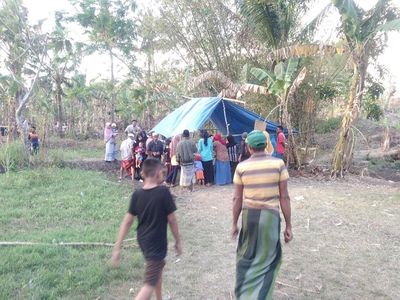 Foto: Heboh Semburan Lumpur di Lombok Bisa Obati Stroke