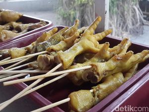 Sayap Dhemit hingga Kepala Iblis yang Pedesnya Nampol