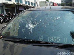 Tabrak Pemotor dan Separator Busway di Jakbar, Franky Masih Nge-fly