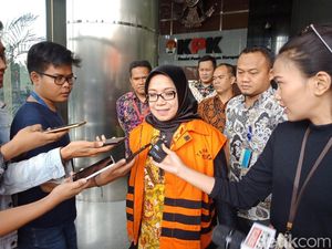 Eni Saragih Mulai Sebut Nama Sofyan Basir di Kasus PLTU Riau-1 Eni Saragih Mulai Sebut Nama Sofyan Basir di Kasus PLTU Riau-1