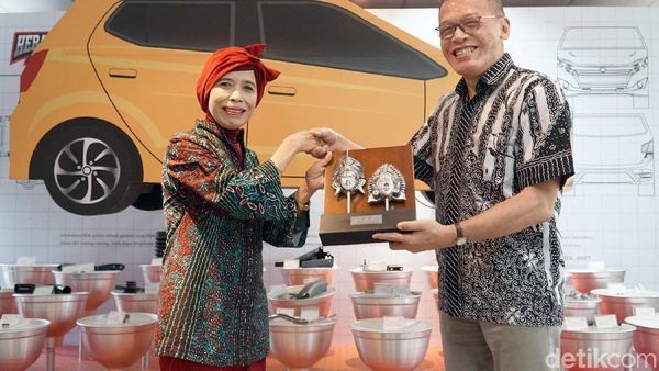 YDBA Berangkatkan 21 UKM ke Jepang