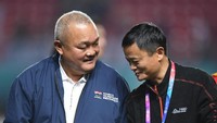 Di Jakabaring, Jack Ma turut didampingi Gubernur Sumatera Selatan Alex Noerdin. (Foto: Zabur Karuru/ANTARA FOTO/INASGOC)