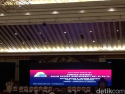 Hashim Djodjohadikusumo-Mien Uno Hadiri Bedah Buku Prabowo