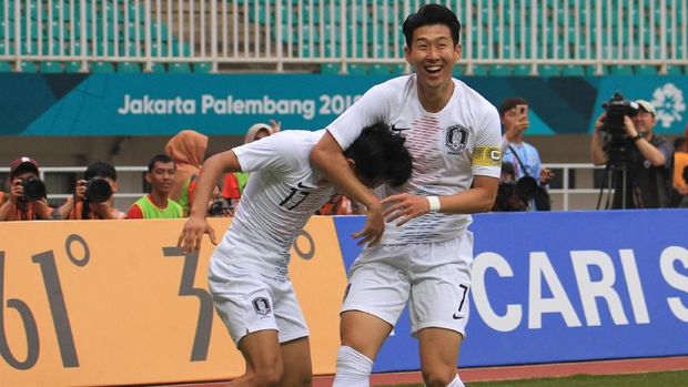Son Heung Min andalan di lini depan Korea Selatan. (