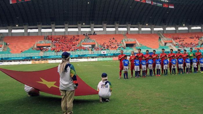 Timnas Vietnam dalam partai perebutan medali perunggu Asian Games 2018 lawan UEA (Foto: Hery Sudewo/ANTARA FOTO/INASGOC) Timnas Vietnam dalam partai perebutan medali perunggu Asian Games 2018 lawan UEA (Foto: Hery Sudewo/ANTARA FOTO/INASGOC)